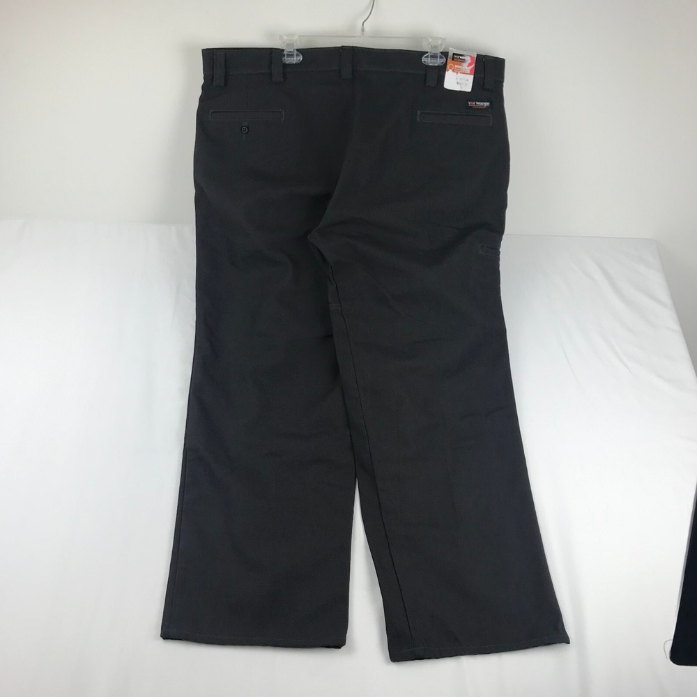 Wrangler 42 X 30 Workwear Utility Work Pants ~ Cargo Pocket ~ Dark Gray New Tags - Picture 5 of 10